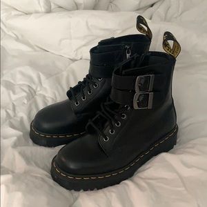 Dr. Martens LNWT